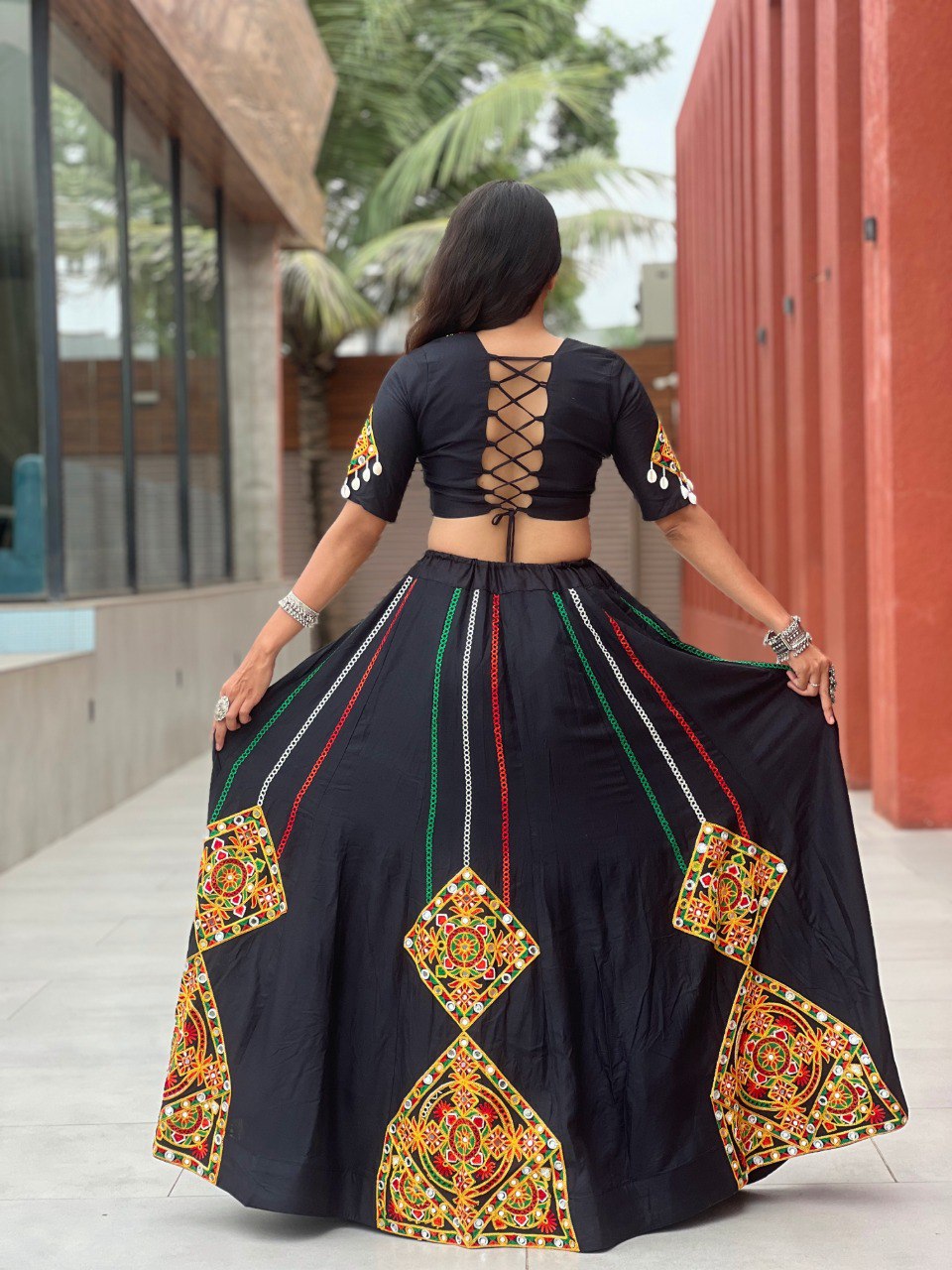 NAVRATRI SPECIAL Lehenga Choli 🥢 ✨ Gamthi Work with Real Mirror & Digital Printed Dupatta ✨ 6 Meter Big Flair – Perfect for Garba & Navratri Nights 🌟